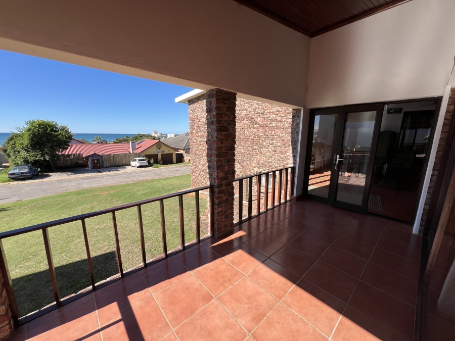 5 Bedroom Property for Sale in Ferreira Town Eastern Cape